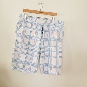 Kikka size 38 white blue shorts